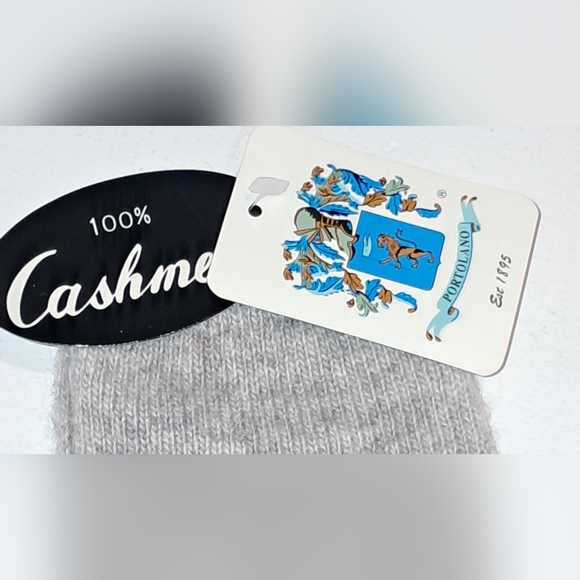 Portolano Grey 100% Cashmere Winter Gloves NWT OSFM - Picture 4 of 4